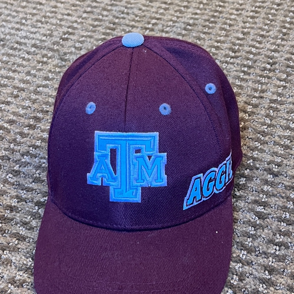 ❤️Top of the World The Rookie hat. Memory fit. Kids size 6 1/2 to 6 7/8. EUC!❤️